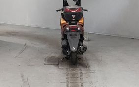 YAMAHA TRICITY 125 SE82J