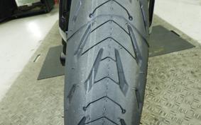 TRIUMPH TRIDENT 660 2026