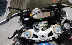 BMW HP4 2013 0D01