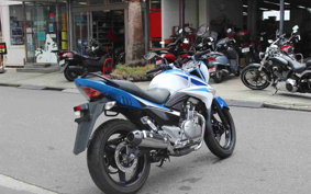 SUZUKI GSR250 GJ55D