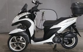 YAMAHA TRICITY 125 SE82J