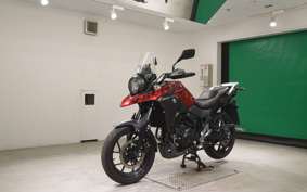 SUZUKI Vｽﾄﾛｰﾑ250 2018