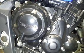 TRIUMPH STREET TRIPLE 85 2013