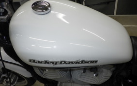 HARLEY XL883LI 2015