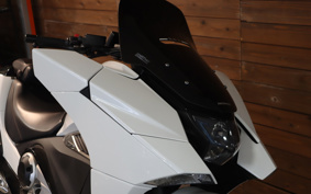 HONDA NM4 VULTUS -02 2015 RC82