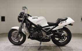 YAMAHA R1-Z 2016 3XC