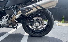 BMW F800R 2015 0B04