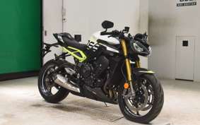 TRIUMPH STREET TRIPLE MOTO 2023