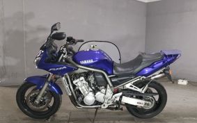 YAMAHA FZS1000 FAZER RN06