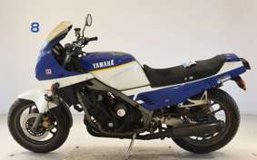 YAMAHA FZ750 2MG
