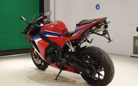 HONDA CBR600RR 2022 PC40