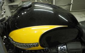 TRIUMPH THUNDERBIRD 900 2004