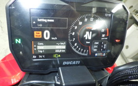 DUCATI STREETFIGHTER V4 S 2025