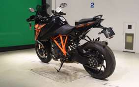 KTM 1290 SUPER DUKE GT 2021
