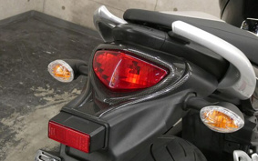 SUZUKI GLADIUS ABS VK58A