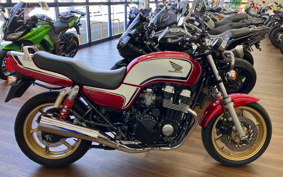 HONDA CB750 2010 RC42
