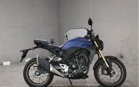 HONDA CB250R MC52
