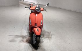 VESPA PRIMA BEIGE RA125 M8251