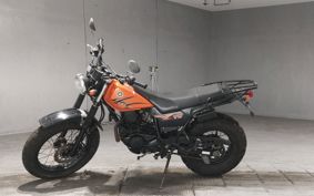 YAMAHA TW225 DG09J