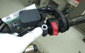 YAMAHA XSR125 1983 RE46J