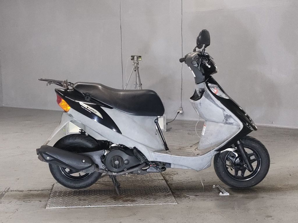 Фото Suzuki ADDRESS V125 с японского аукциона