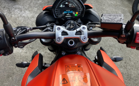TRIUMPH STREET TRIPLE R 2025 HDA604