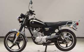 YAMAHA YB125SP