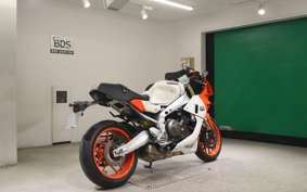 YAMAHA XSR900 GP 2024
