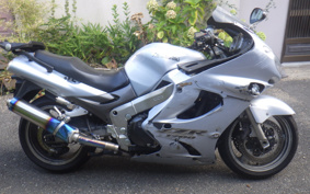 KAWASAKI ZZ1200 NINJA R 2002 ZXT20C