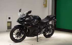 SUZUKI GSX250RA