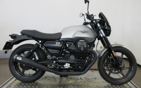 MOTO GUZZI V7 STONE 2022