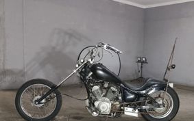 YAMAHA VIRAGO 250 3DM