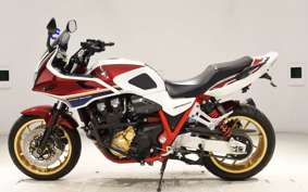 HONDA CB1300SB SUPER BOLDOR 2018 SC54