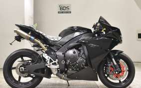 YAMAHA YZF-R1 2011
