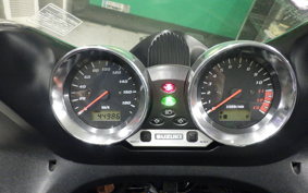SUZUKI BANDIT 1200 S 2002 GV77A