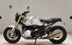 BMW R NINE T 2018