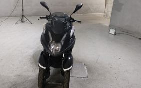 YAMAHA TRICITY 125 SE82J