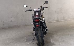 KAWASAKI Z900RS 2025 ZR900K