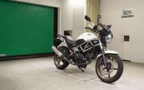 HONDA VTR 250 Gen. 2 2007 MC33