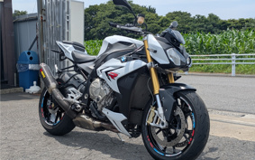 BMW S1000R 2015 0D02