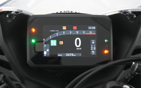 HONDA CBR650R E-Clutch 2025 RH17