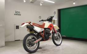 YAMAHA TT250