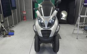 PIAGGIO MP3 250