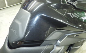 TRIUMPH TIGER 800 2013