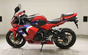 HONDA CBR600RR 2021 PC40