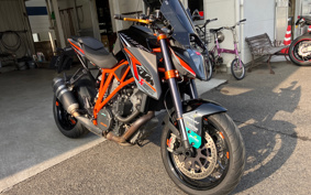 KTM 1290SUPER DUKE 2016 V3940