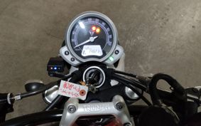 TRIUMPH  TRIUMPH  STREET  TWIN 900 2016 DAD74G