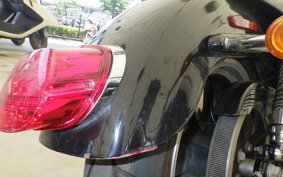 HARLEY XL883LI