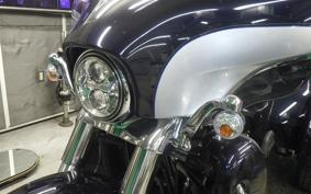 HARLEY FLHTCUTG 1870 2019