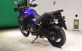 SUZUKI Vｽﾄﾛｰﾑ650XTA 2023 C733M